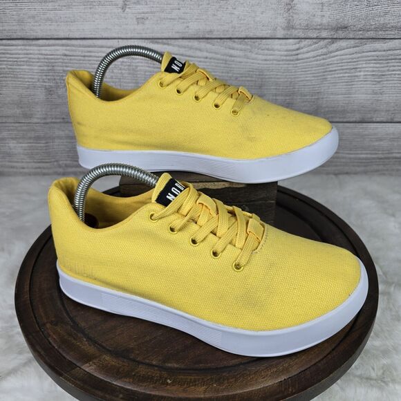 NOBULL Canvas Unisex Trainer Sneaker Yellow Lifting Gym W's Sz 7.5 M's Sz 6 - Picture 1 of 9